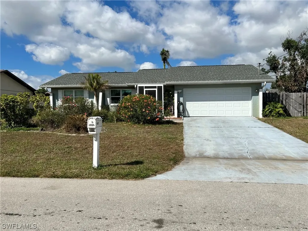 1032 SE 20th Avenue Cape Coral FL 33990