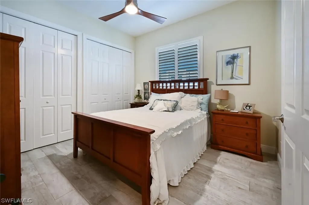 4072 Kensington High Street Naples FL 34105