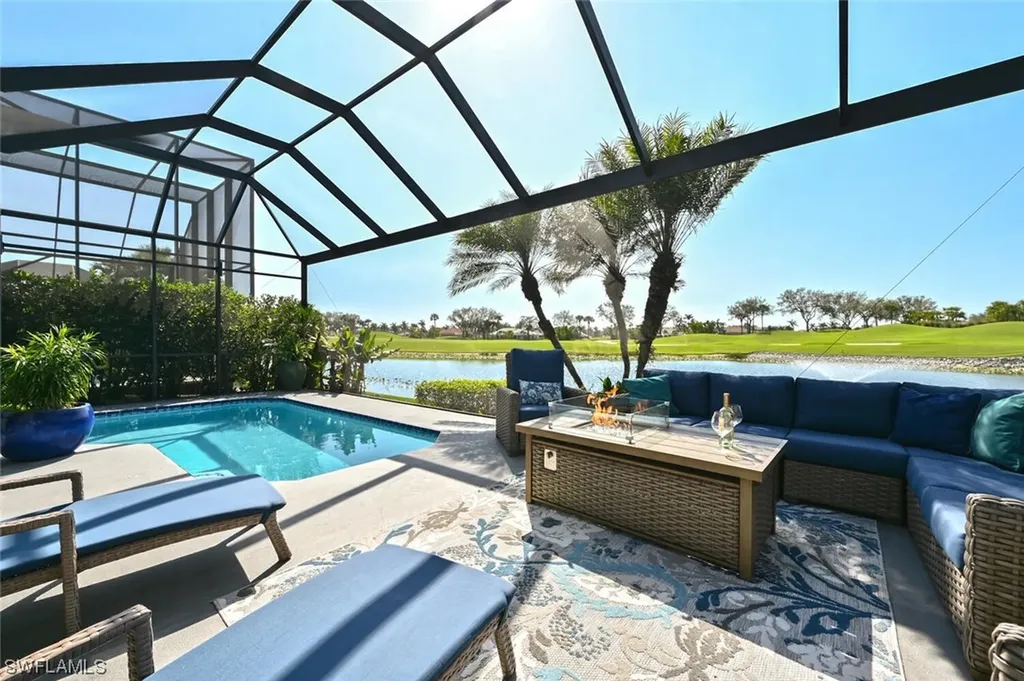 4072 Kensington High Street Naples FL 34105