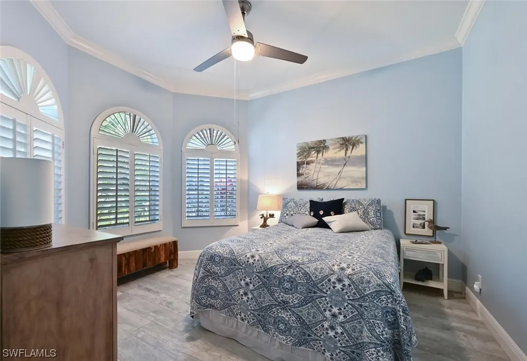 4072 Kensington High Street Naples FL 34105