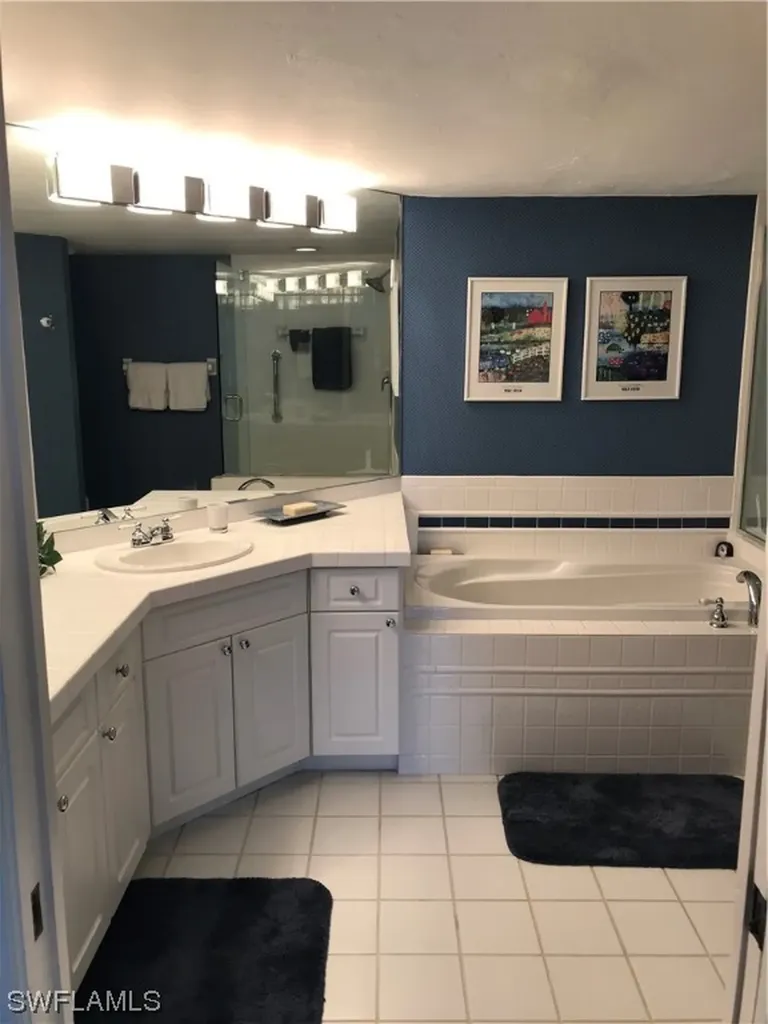 4220 Lake Forest Drive Bonita Springs FL 34134