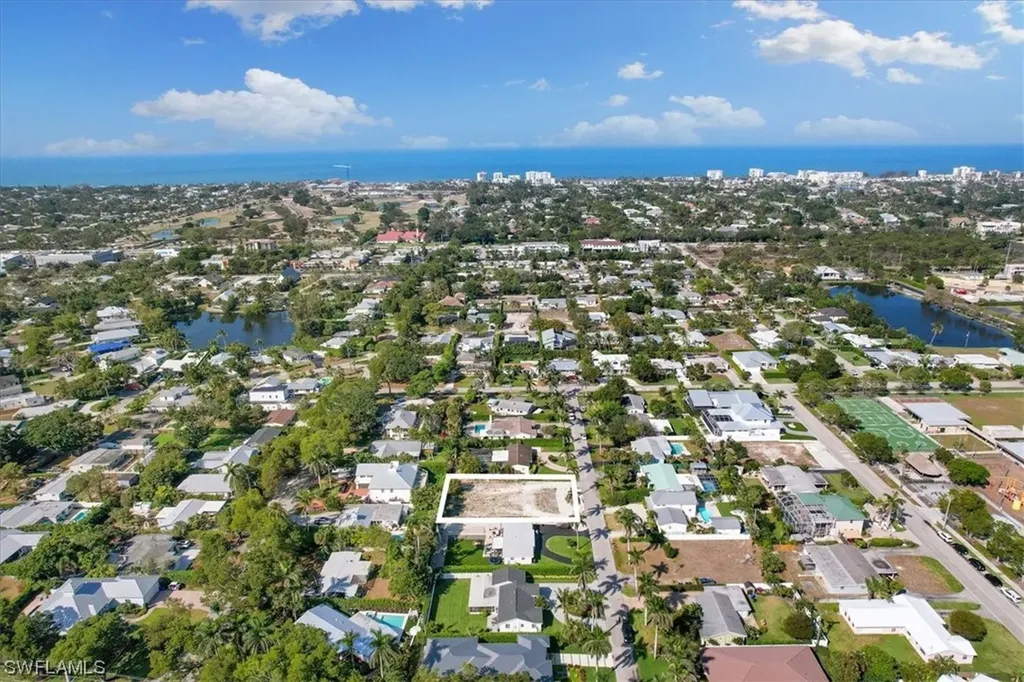 1248 13th Avenue N Naples FL 34102