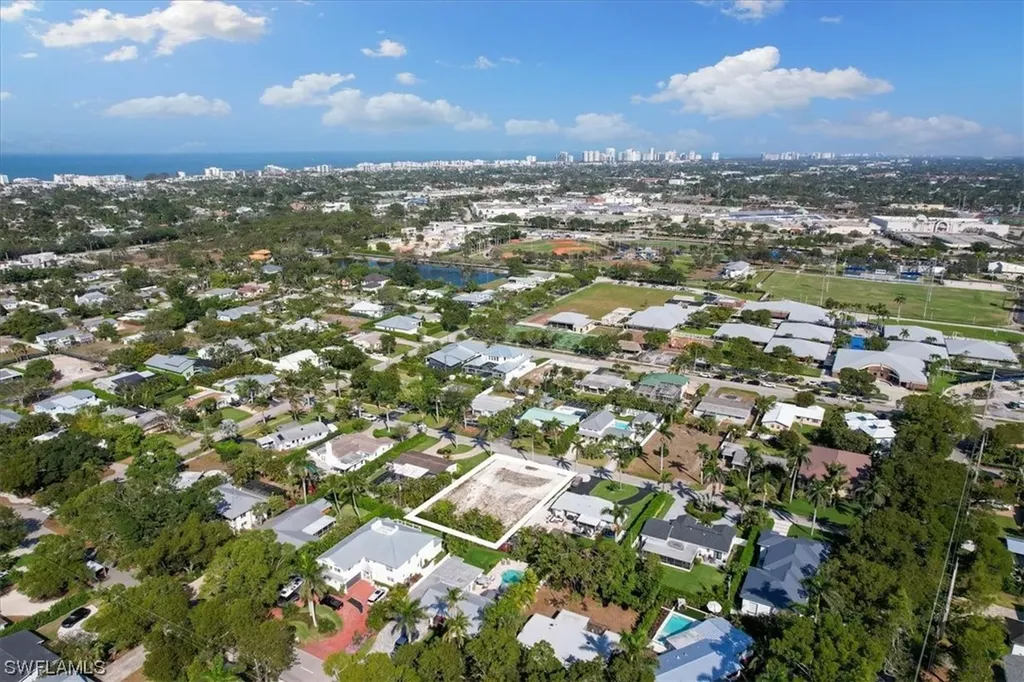 1248 13th Avenue N Naples FL 34102