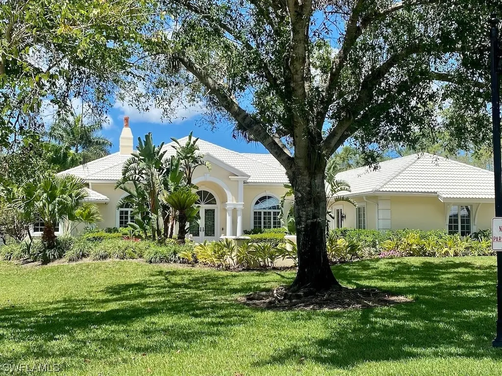 12901 Valewood Drive Naples FL 34119