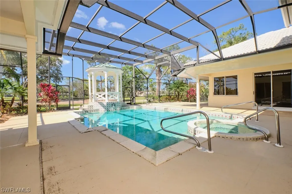 12901 Valewood Drive Naples FL 34119