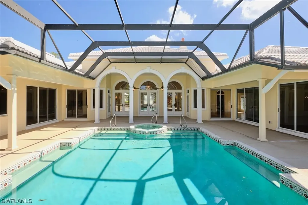 12901 Valewood Drive Naples FL 34119