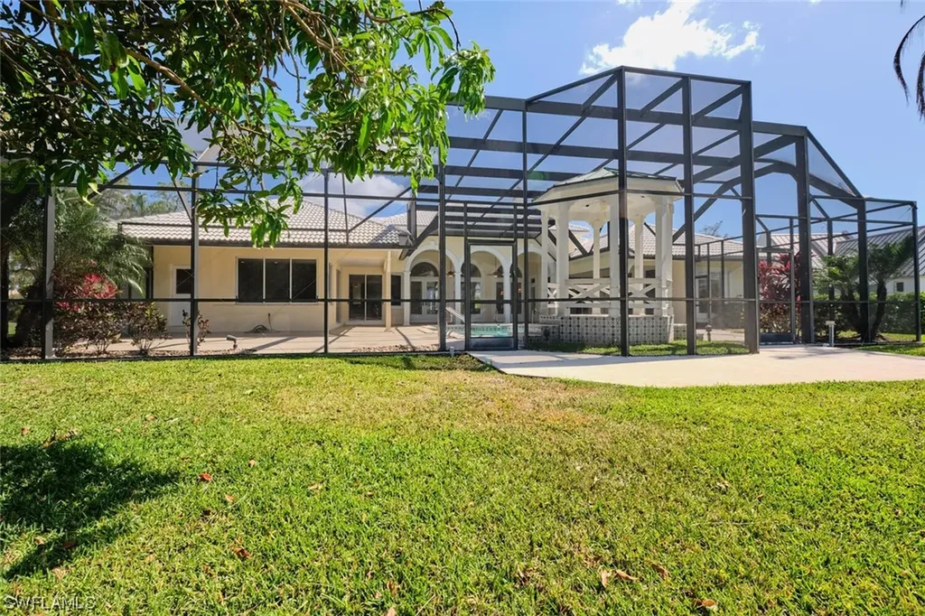 12901 Valewood Drive Naples FL 34119