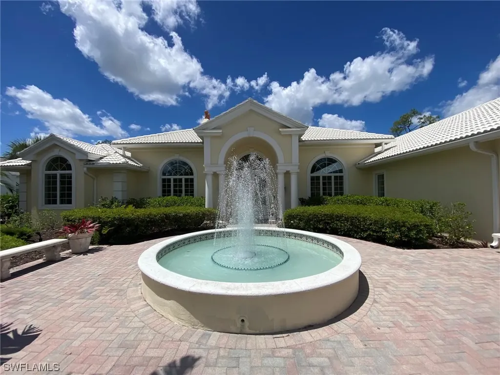 12901 Valewood Drive Naples FL 34119