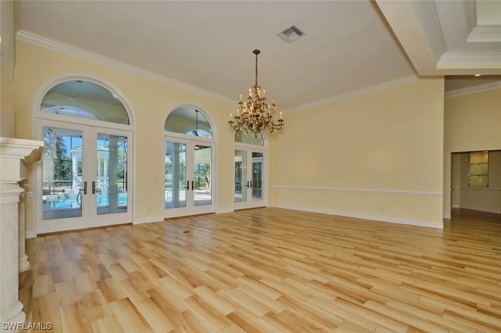 12901 Valewood Drive Naples FL 34119