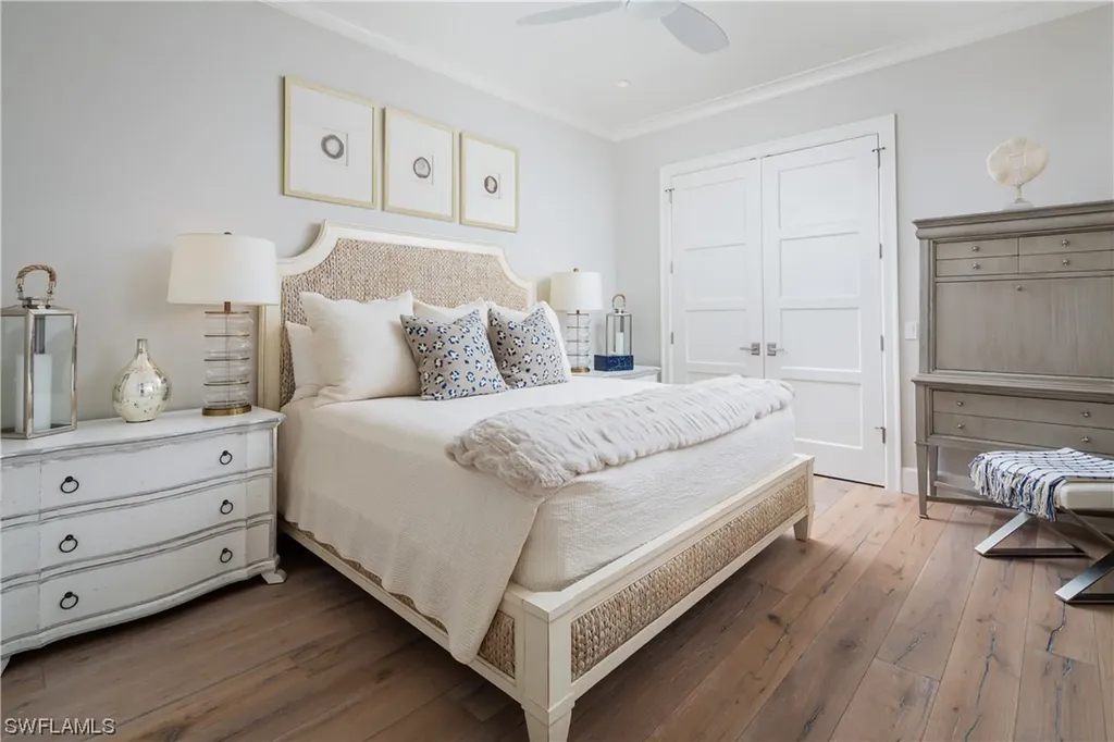 8041 Via Vecchia Naples FL 34108