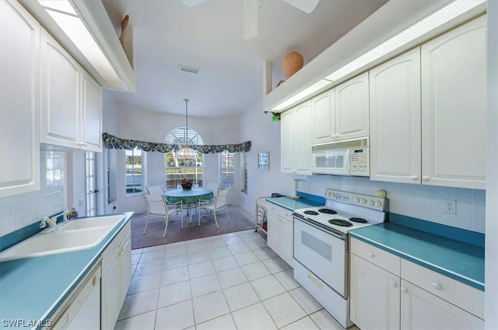 11283 Longshore Way E Naples FL 34119