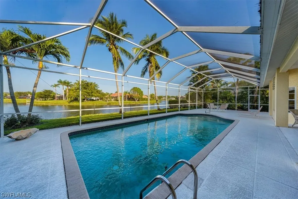 11283 Longshore Way E Naples FL 34119