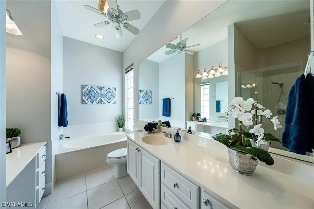 2713 Island Pond Lane Naples FL 34119