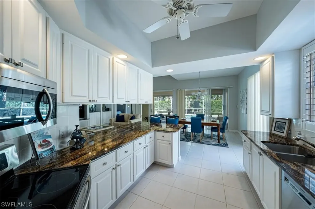 2713 Island Pond Lane Naples FL 34119