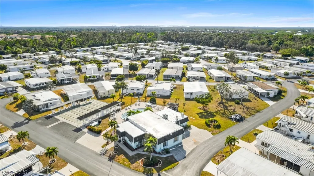 41 Williamsburg Way Fort Myers FL 33908