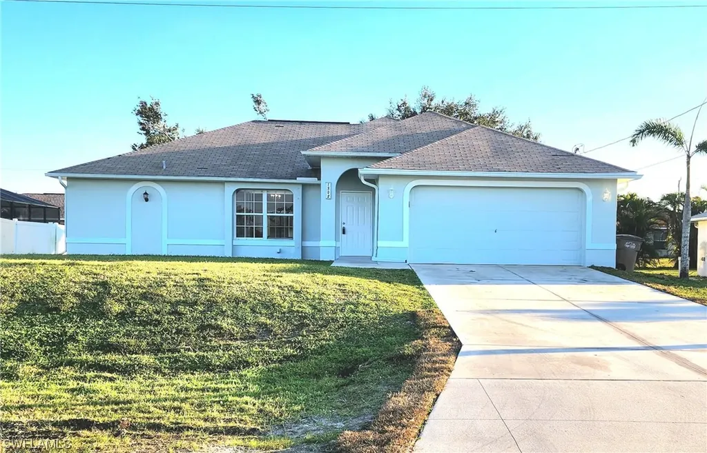 1302 SW 11th Street Cape Coral FL 33991