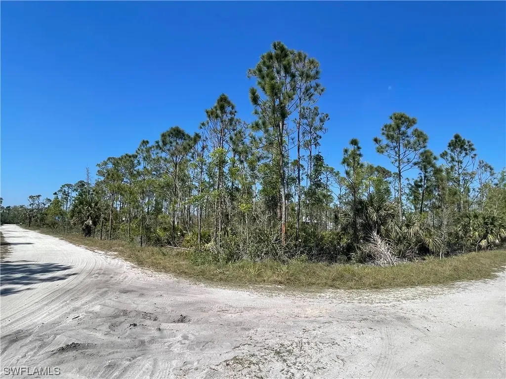 15274/15294/15259 Martinique/bimini Way Bokeelia FL 33922