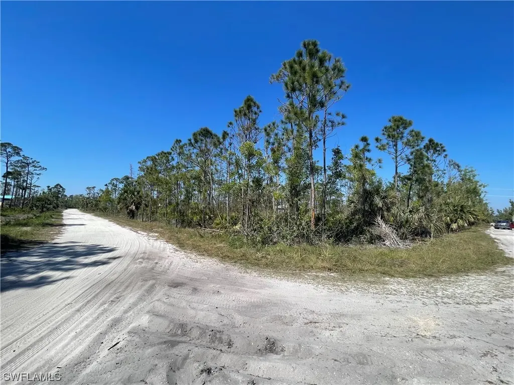 15274/15294/15259 Martinique/bimini Way Bokeelia FL 33922