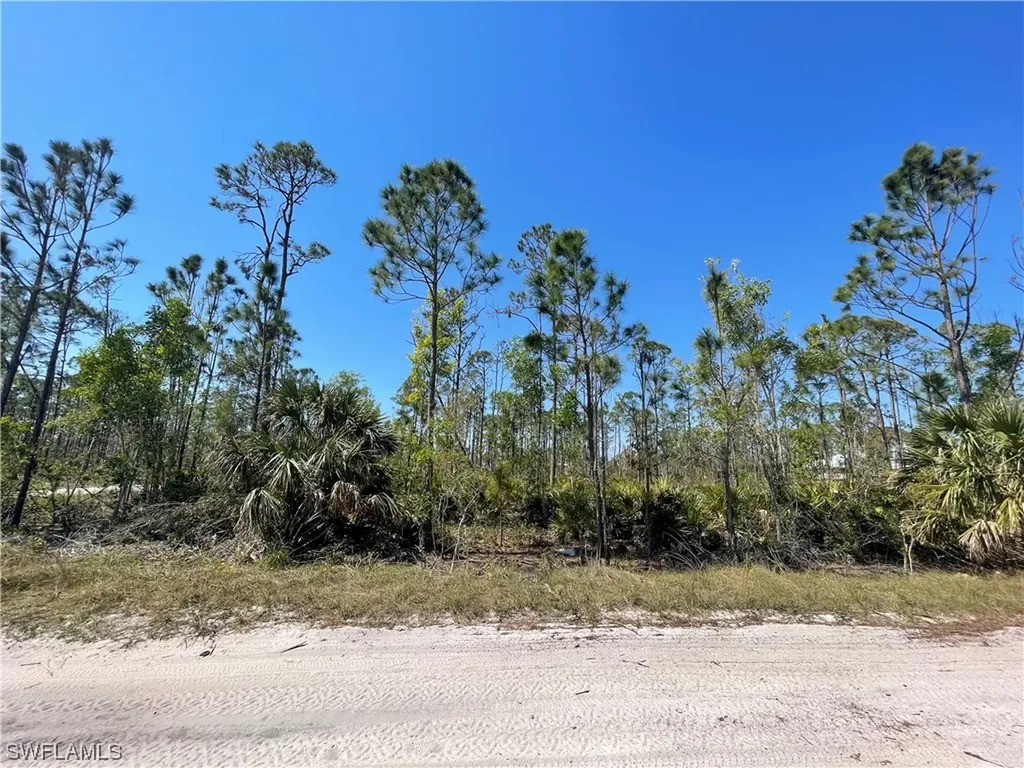 15274/15294/15259 Martinique/bimini Way Bokeelia FL 33922