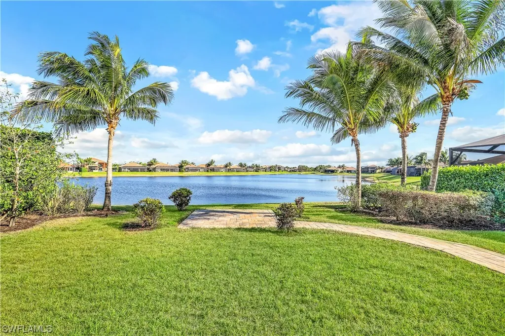 2939 Cinnamon Bay Circle Naples FL 34119