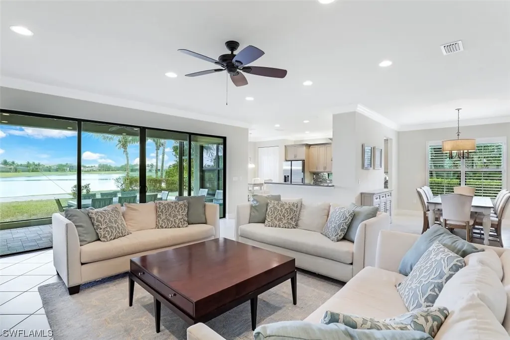 2939 Cinnamon Bay Circle Naples FL 34119