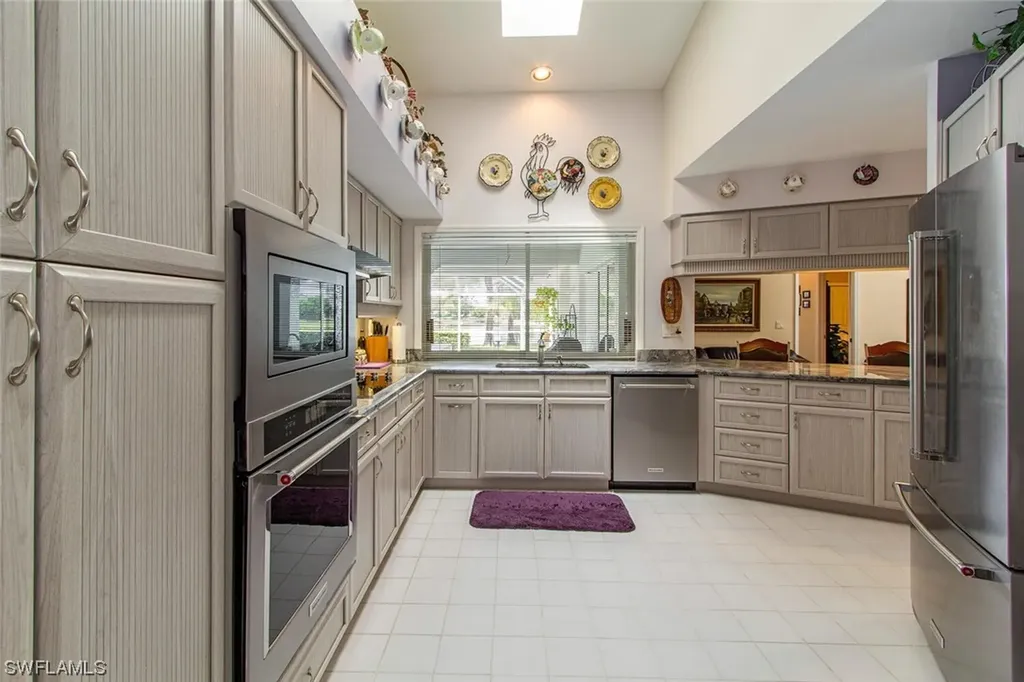 7081 Appleby Drive Naples FL 34104