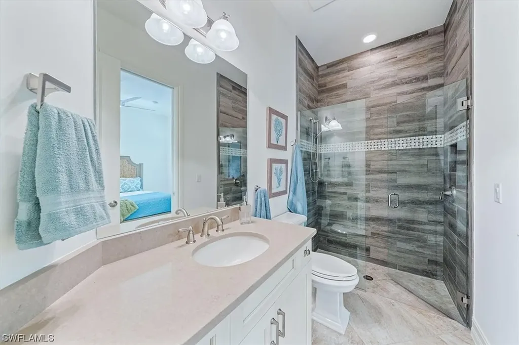 6631 Roma Way Naples FL 34113