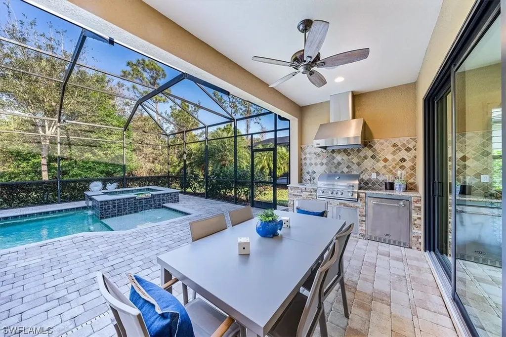 6631 Roma Way Naples FL 34113