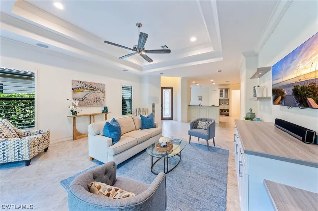 6631 Roma Way Naples FL 34113