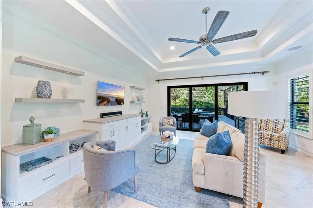 6631 Roma Way Naples FL 34113
