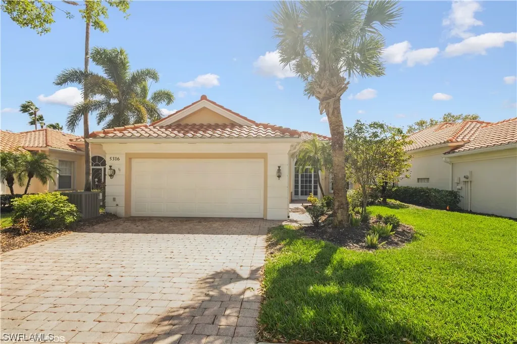 5316 Hawkesbury Way Naples FL 34119