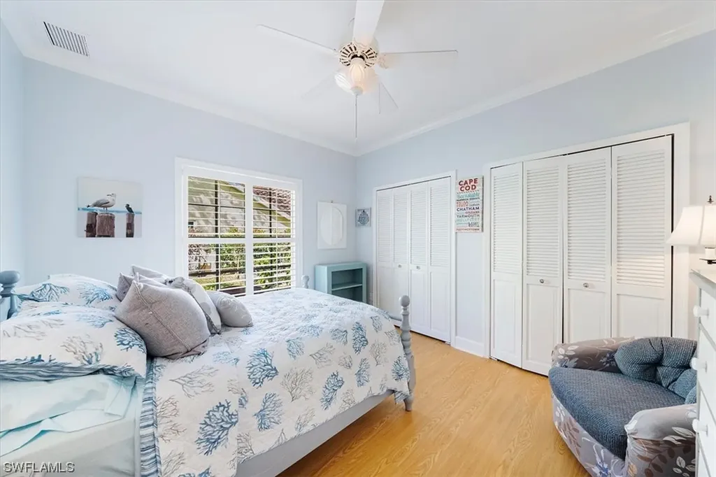 4270 Longshore Way N Naples FL 34119