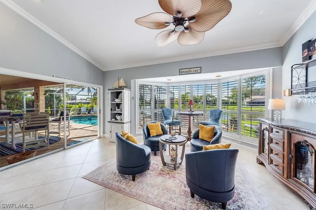 4270 Longshore Way N Naples FL 34119