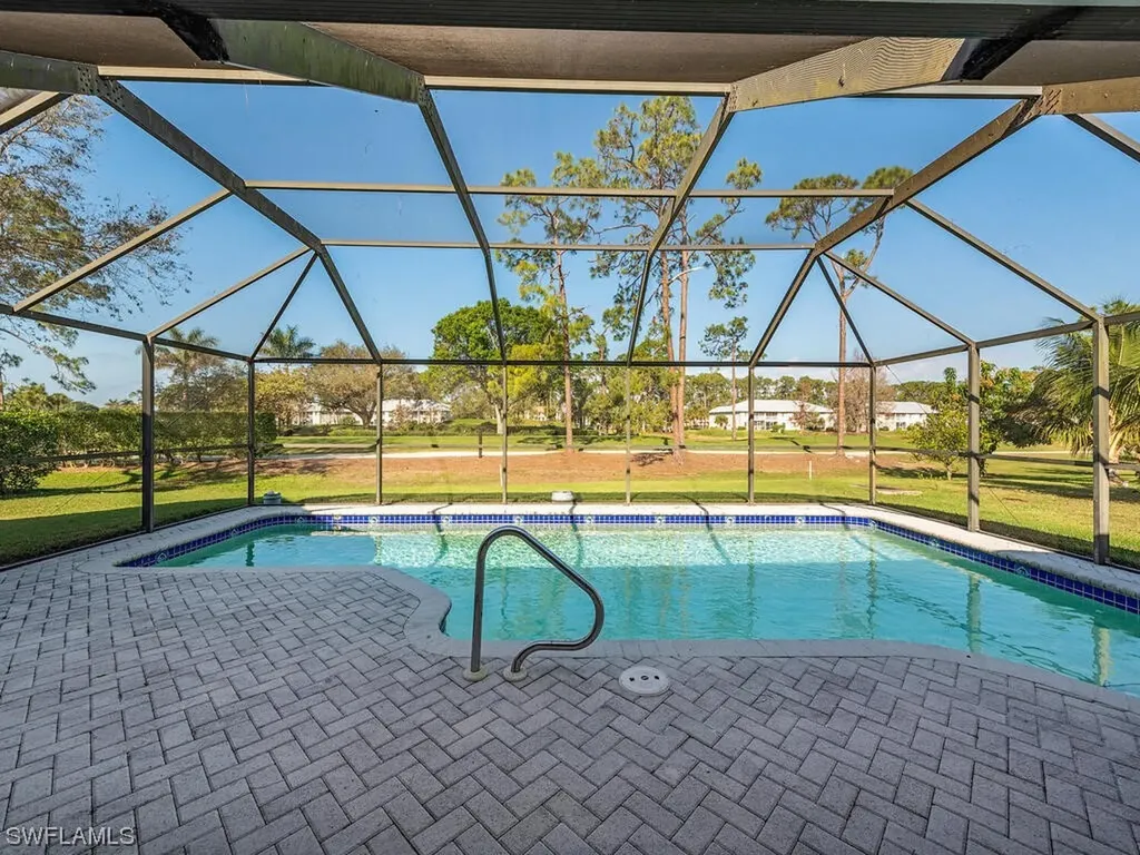 137 Muirfield Circle Naples FL 34113