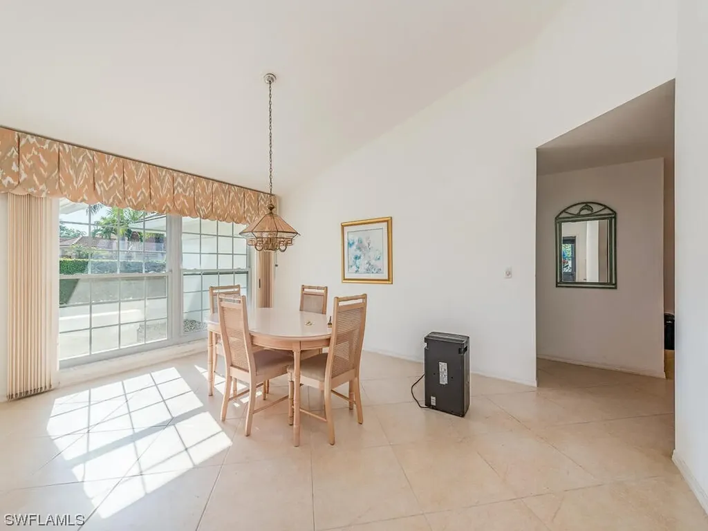 137 Muirfield Circle Naples FL 34113