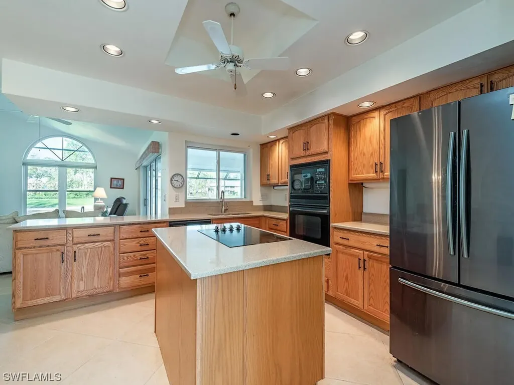 137 Muirfield Circle Naples FL 34113