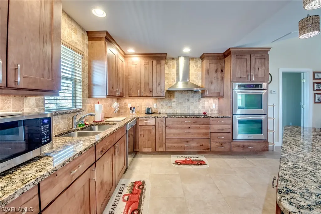3689 Outrigger Lane St. James City FL 33956
