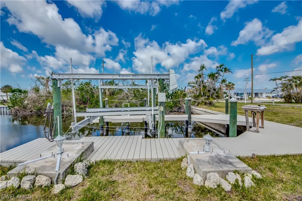 3689 Outrigger Lane St. James City FL 33956
