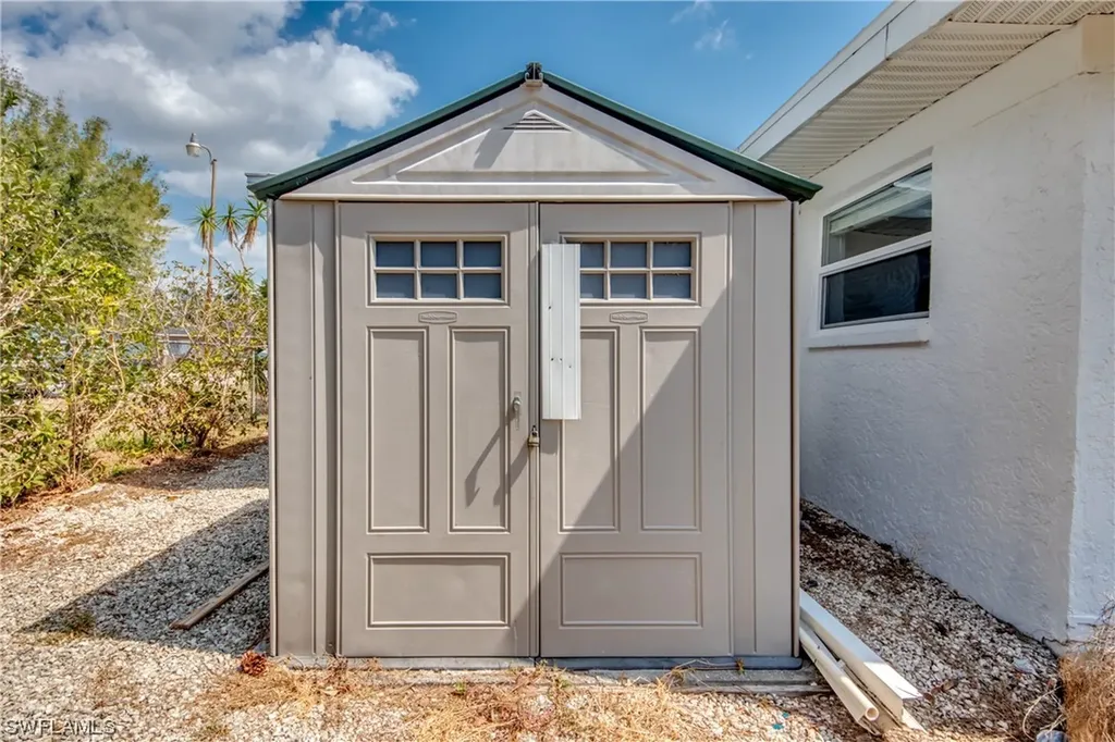 18462 Tulip Road Fort Myers FL 33967