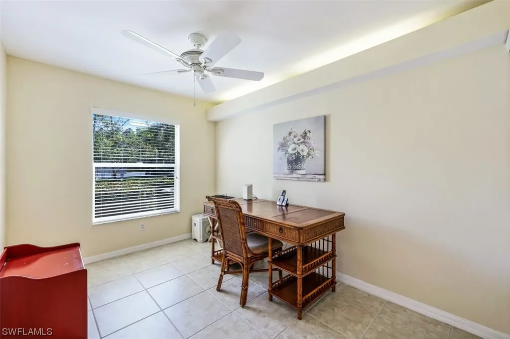 4910 Cougar Court N Naples FL 34109