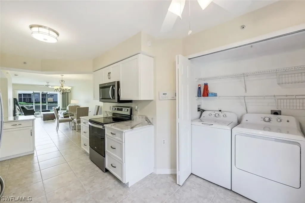 4910 Cougar Court N Naples FL 34109