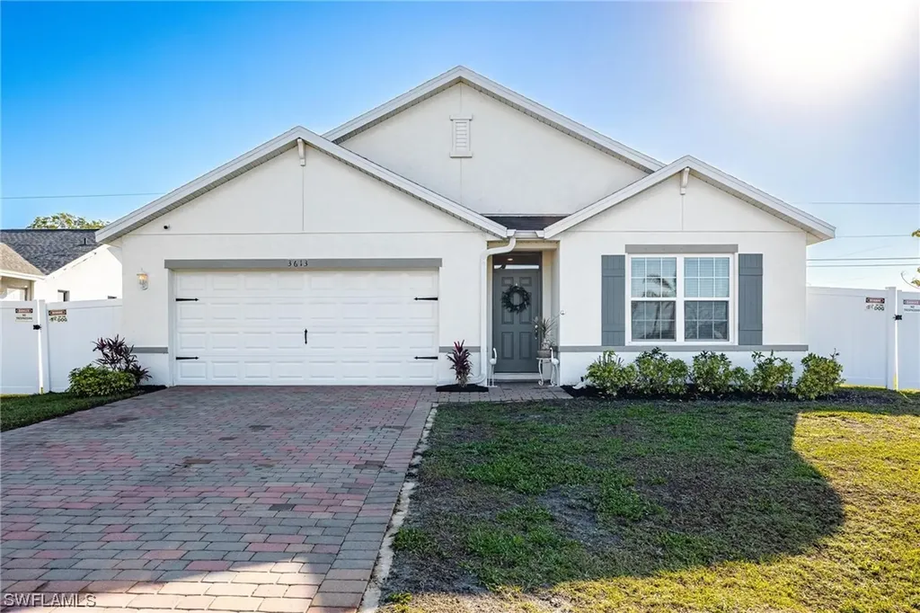 3613 SW 9th Avenue Cape Coral FL 33914