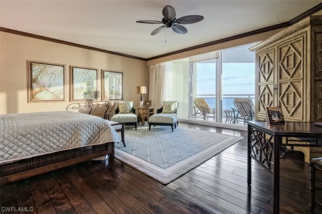 11125 Gulf Shore Drive Naples FL 34108