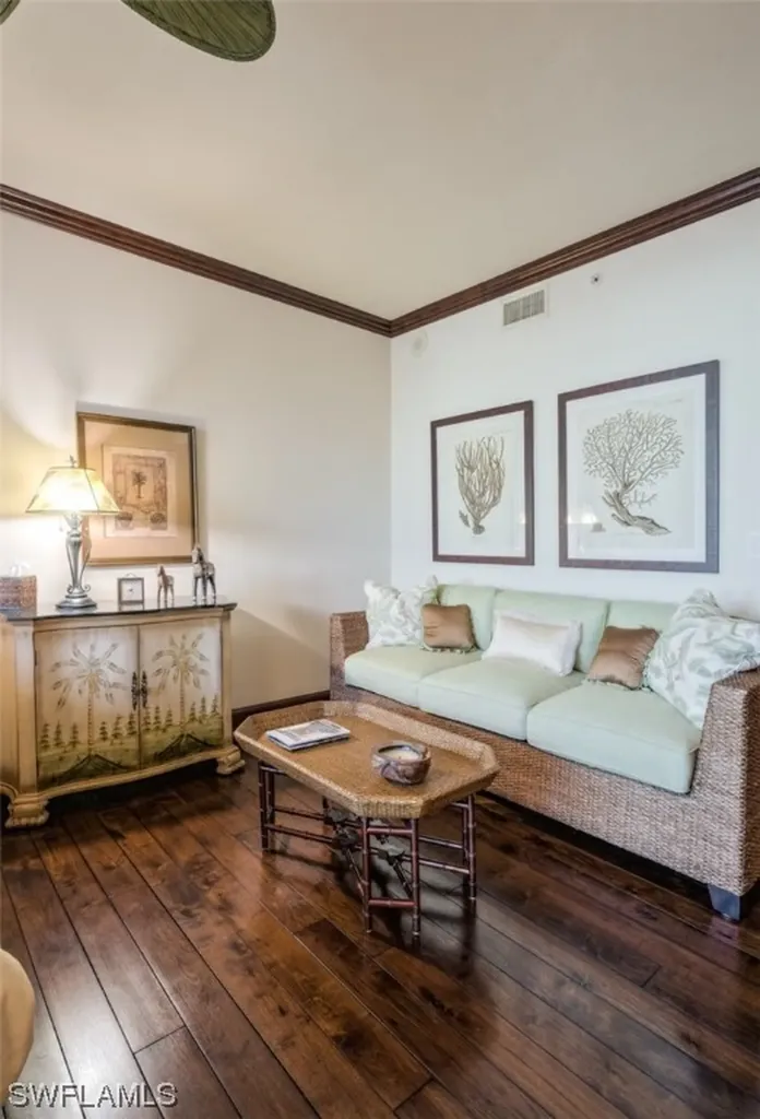 11125 Gulf Shore Drive Naples FL 34108