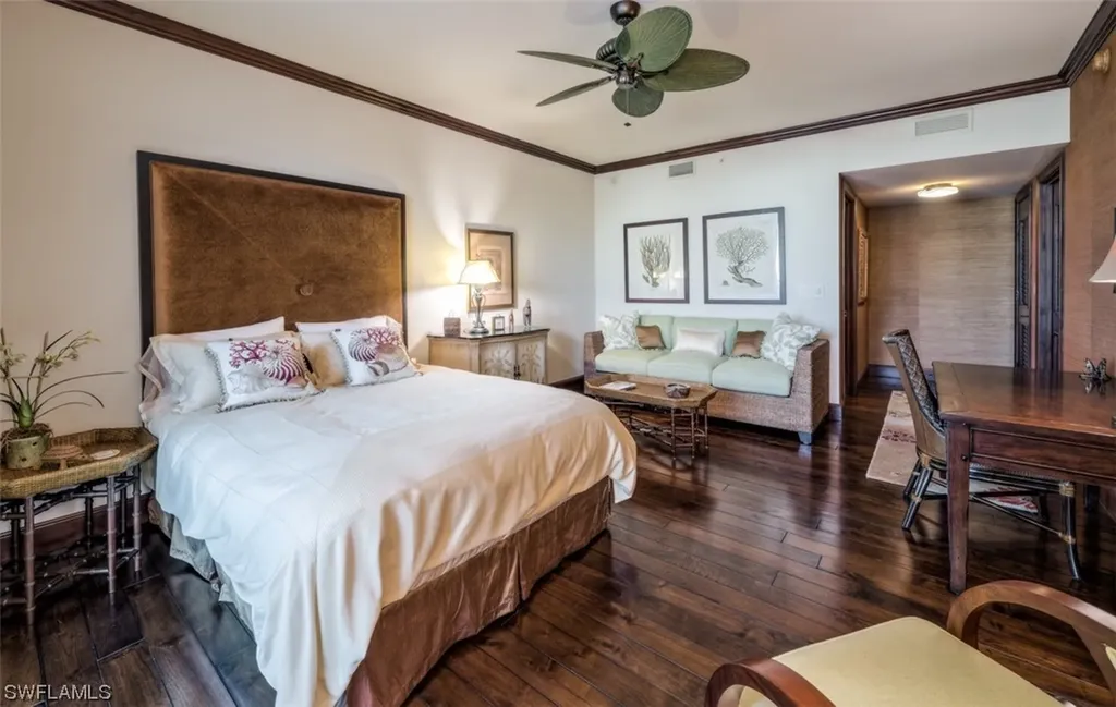 11125 Gulf Shore Drive Naples FL 34108