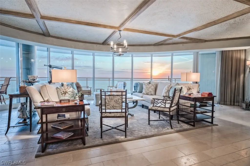 11125 Gulf Shore Drive Naples FL 34108