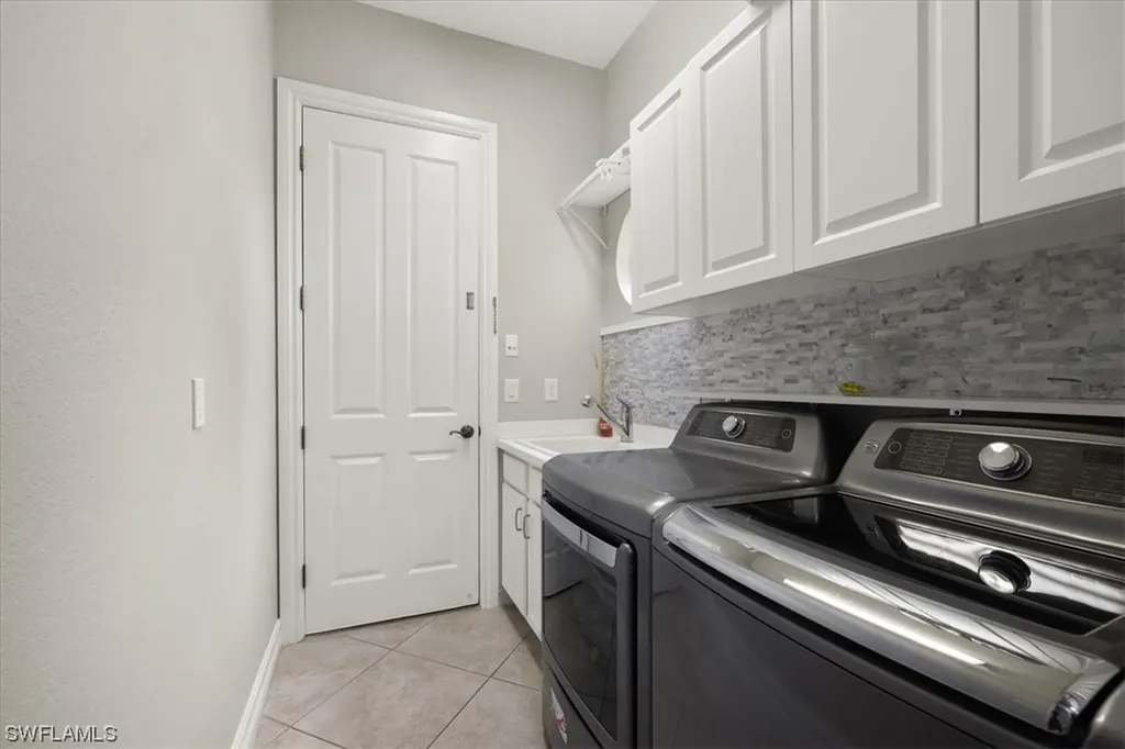 15935 Secoya Reserve Circle Naples FL 34110