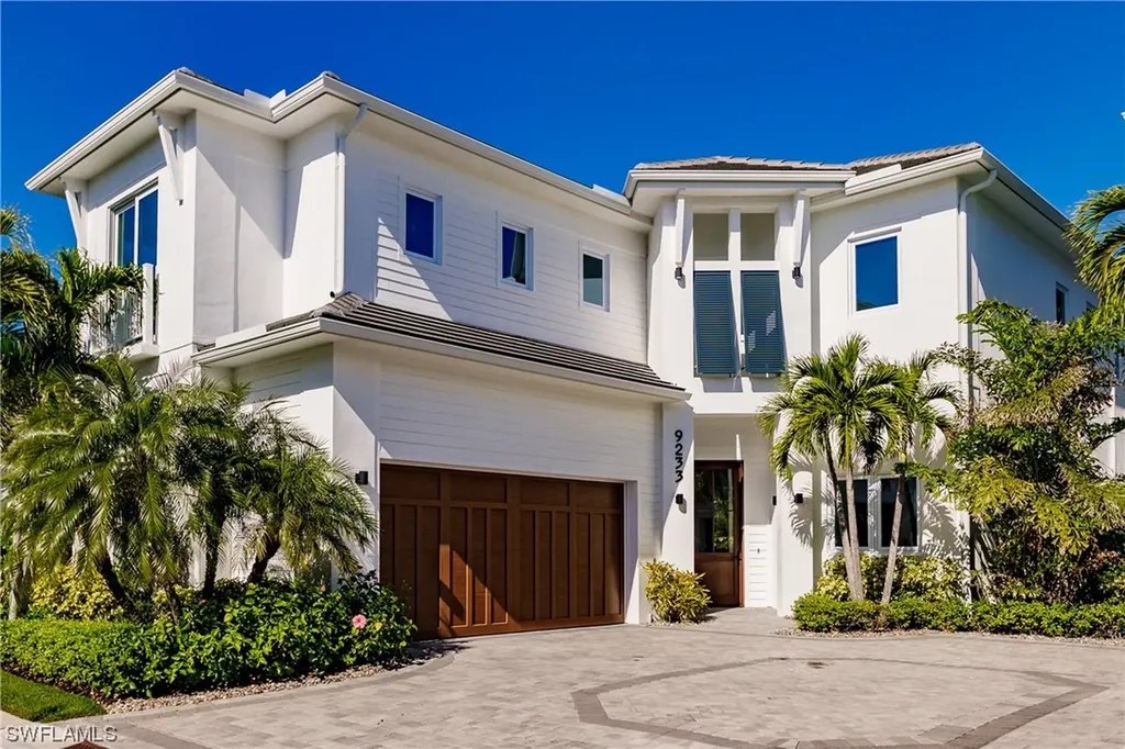 9233 Mercato Way Naples FL 34108