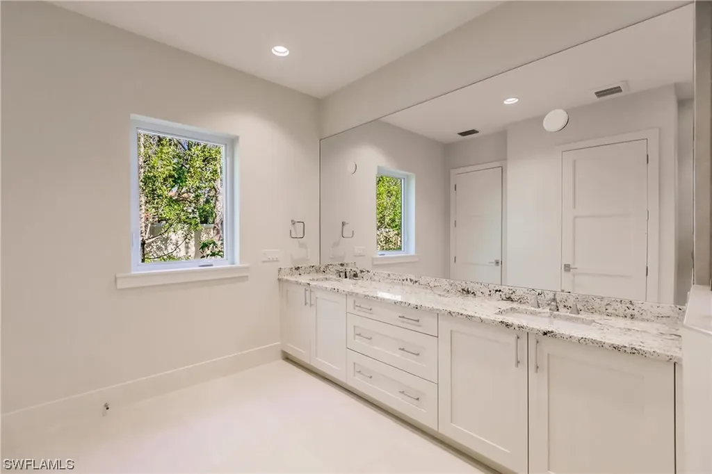 9233 Mercato Way Naples FL 34108