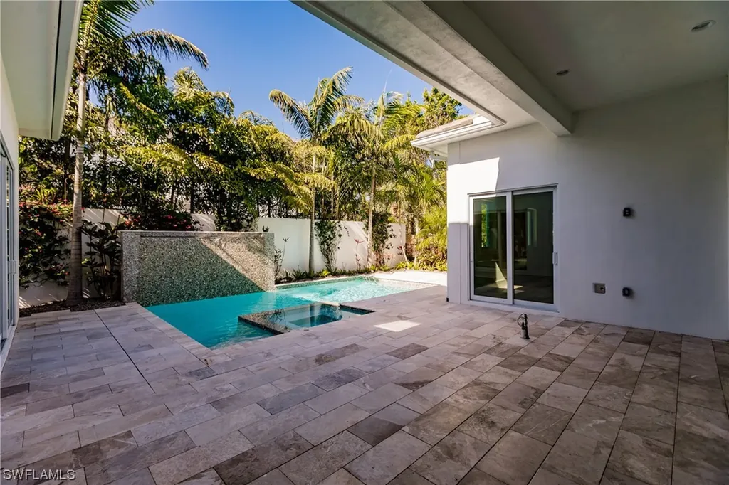 9233 Mercato Way Naples FL 34108